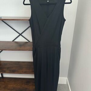 Uniqlo Elegant Black Sleeveless Jumpsuit  Sz S
